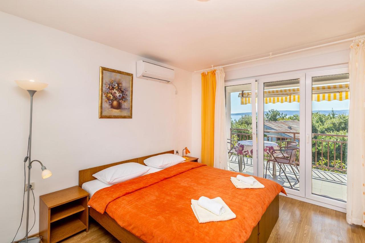 Apartments Antun Krk Island Extérieur photo