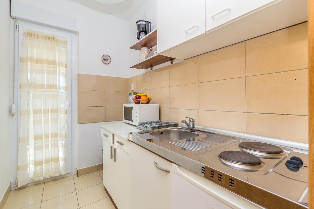 Apartments Antun Krk Island Extérieur photo